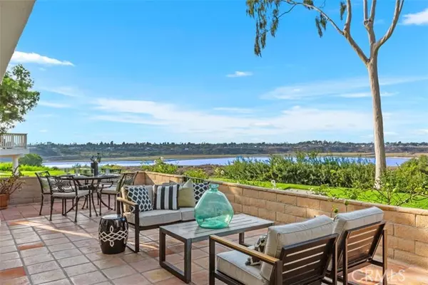 428 Vista Grande, Newport Beach, CA 92660