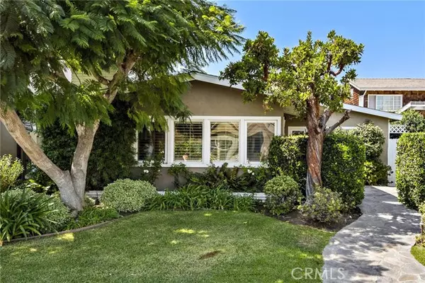 2441 Crestview Drive,  Newport Beach,  CA 92663