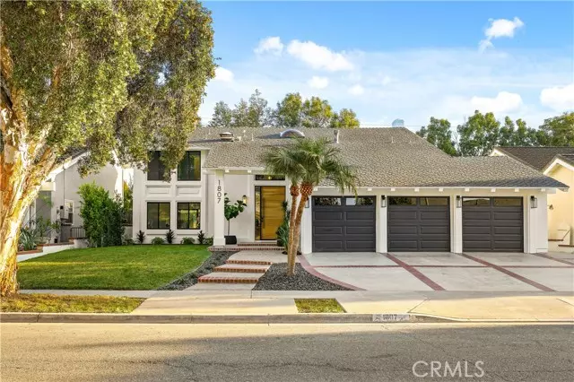 1807 Tanager Drive, Costa Mesa, CA 92626