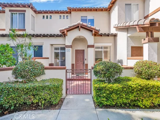 2347 Sunningdale Drive, Tustin, CA 92782