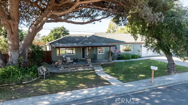 1953 Monrovia Avenue, Costa Mesa, CA 92627