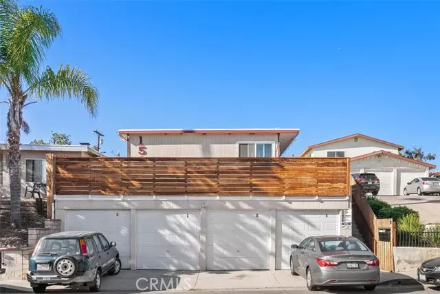 San Clemente, CA 92672,156 West Escalones