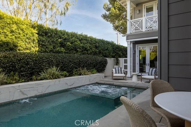 547 Tustin Avenue, Newport Beach, CA 92663