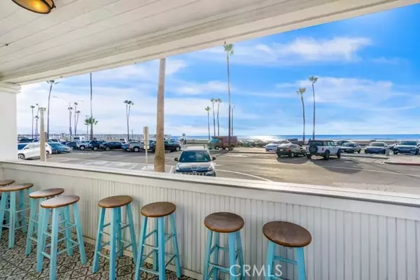 Newport Beach, CA 92663,2214 W Oceanfront