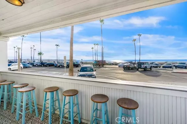 Newport Beach, CA 92663,2214 W Oceanfront