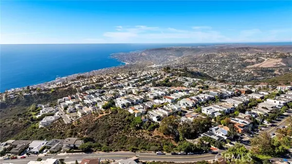 Laguna Beach, CA 92651,854 Tia Juana Street