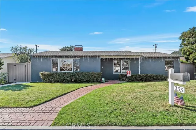 333 Walnut, Costa Mesa, CA 92627