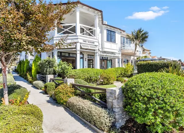 Corona Del Mar, CA 92625,3000 Ocean Boulevard