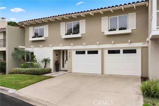 2107 Descanso, Newport Beach, CA 92660