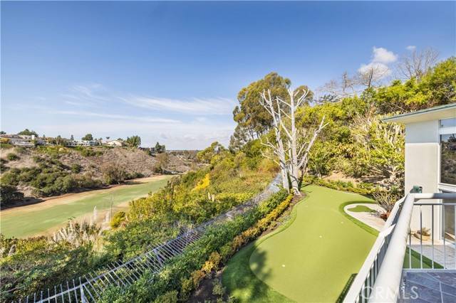 Newport Beach, CA 92660,2 Inverness Lane