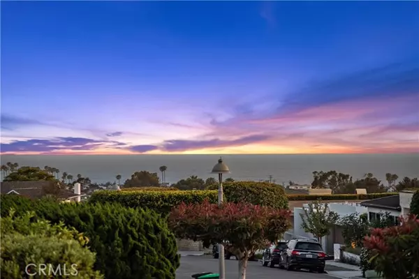 Corona Del Mar, CA 92625,1120 White Sails Way