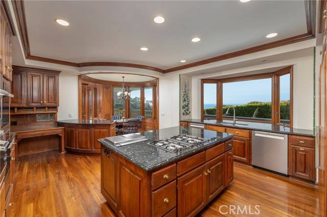 Laguna Beach, CA 92651,105 Irvine Cove Court