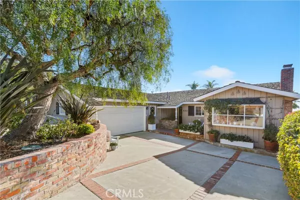 432 Cabrillo Terrace, Corona Del Mar, CA 92625