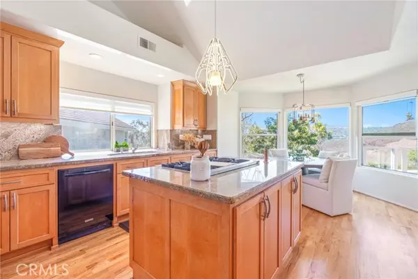 Irvine, CA 92603,7 Altair