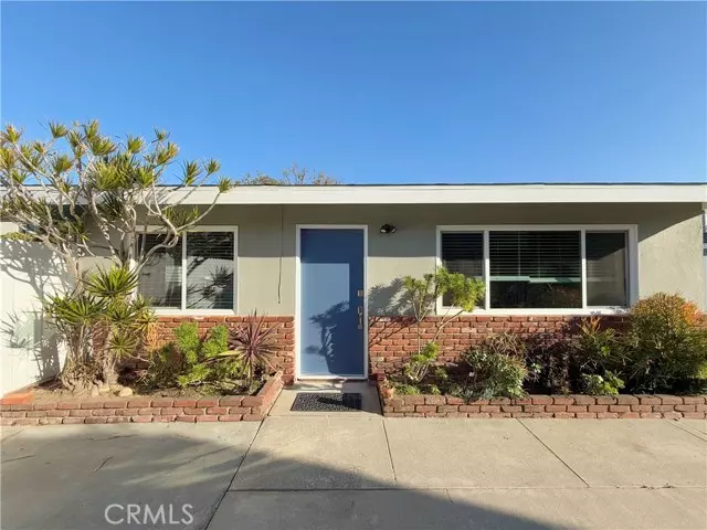 166 Virginia Place, Costa Mesa, CA 92627