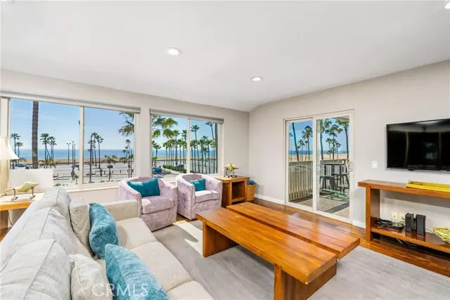 Newport Beach, CA 92661,600 East Oceanfront