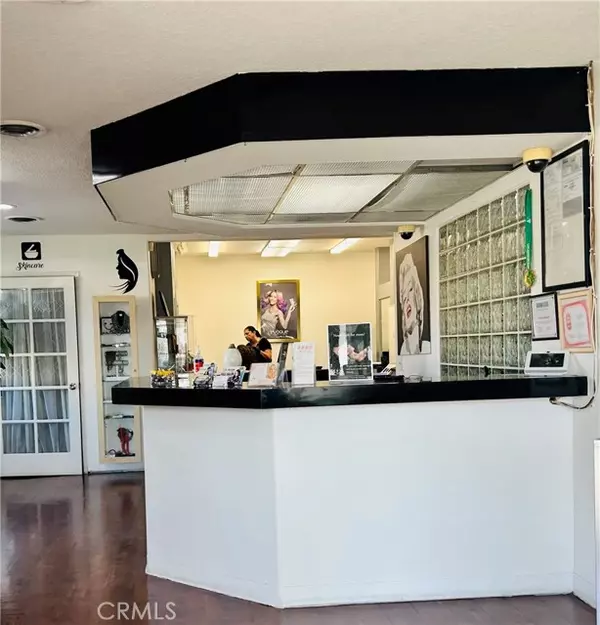 Montebello, CA 90640,921 W. Beverly Blvd.