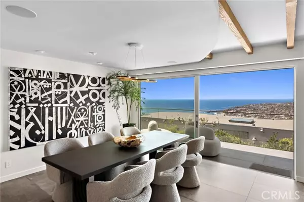 Laguna Beach, CA 92651,727 Bayview Place