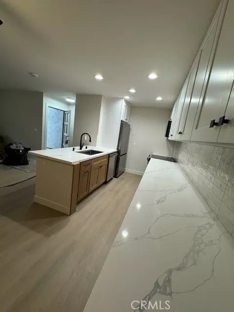 Santa Ana, CA 92704,2521 West Sunflower Avenue