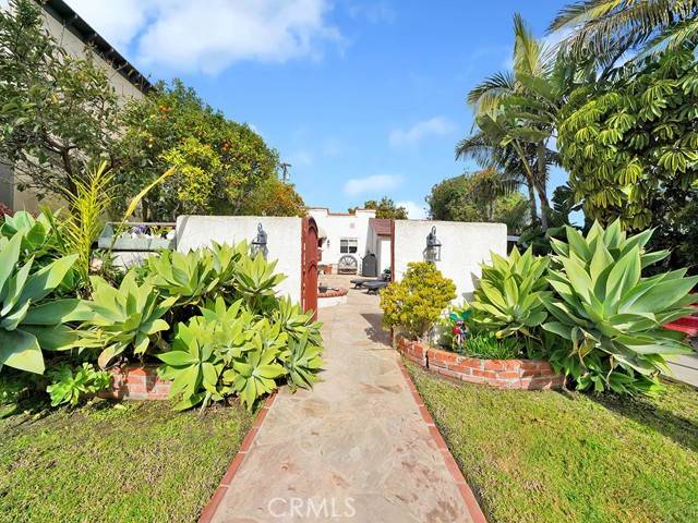 Costa Mesa, CA 92627,1527 Orange Avenue