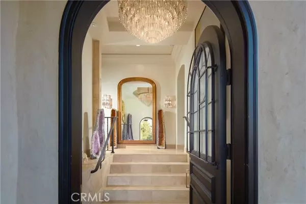Laguna Beach, CA 92651,11 Emerald Bay