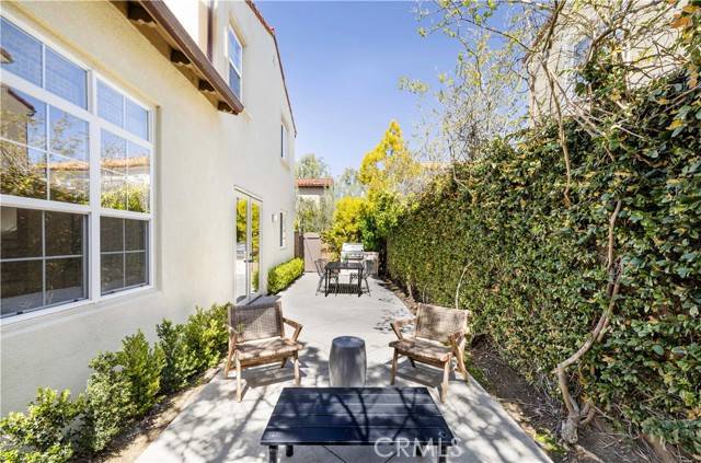 Irvine, CA 92603,40 Arborside