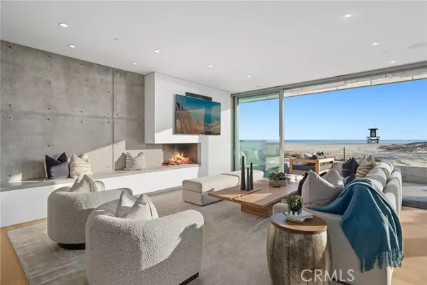 Newport Beach, CA 92661,2144 East Oceanfront