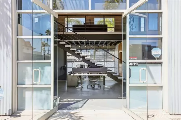 Newport Beach, CA 92663,411 30th Street