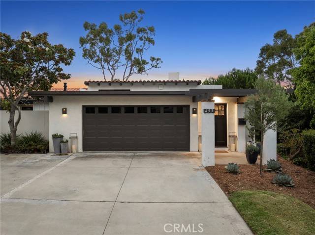 Newport Beach, CA 92660,655 Vista Bonita
