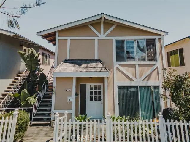 Corona Del Mar, CA 92625,514 Iris Avenue