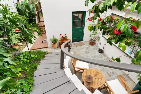 Laguna Beach, CA 92651,645 Griffith Way