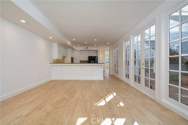 Corona Del Mar, CA 92625,505 Dahlia Avenue
