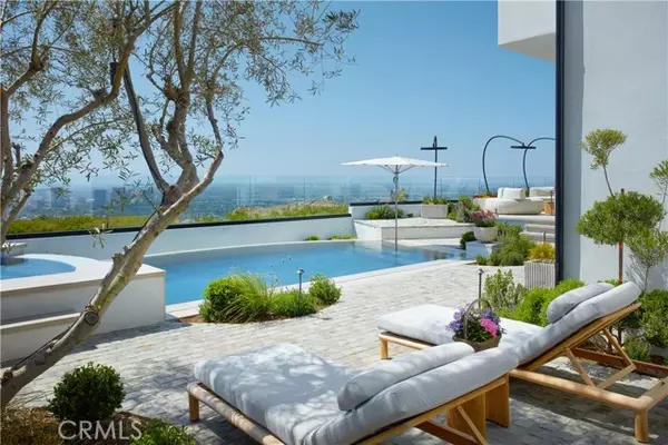 Corona Del Mar, CA 92625,17 Muir Beach Circle