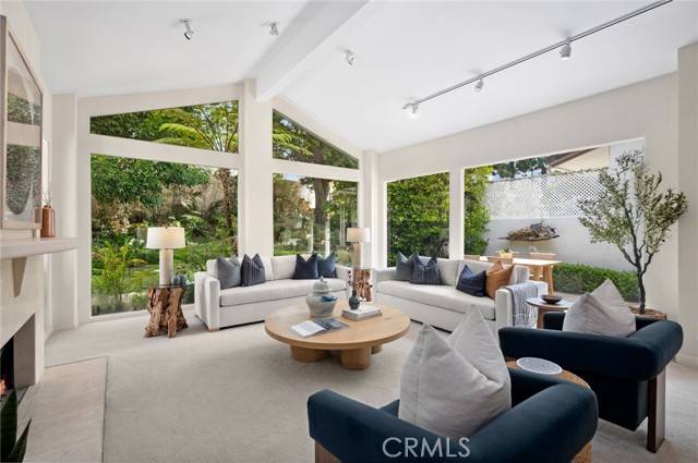 Newport Beach, CA 92660,6 Rue Marseilles