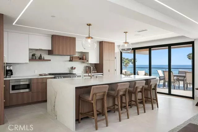 Corona Del Mar, CA 92625,3047 Ocean Boulevard