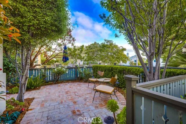 Corona Del Mar, CA 92625,2569 Bungalow Place