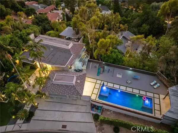 10255 Overhill Drive, Santa Ana, CA 92705