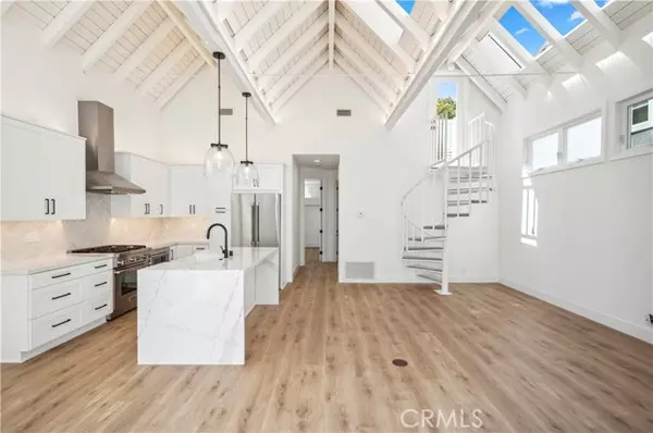 Corona Del Mar, CA 92625,439 Carnation Avenue