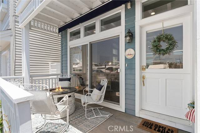 Newport Beach, CA 92663,33 Channel Road