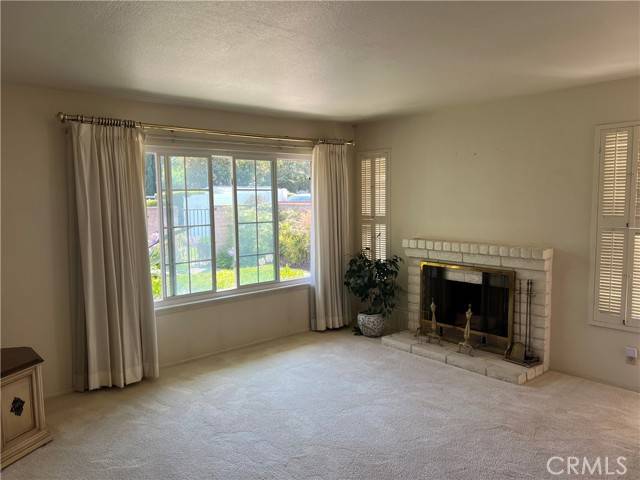 Costa Mesa, CA 92627,296 East 19th Street
