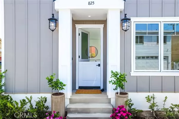 825 West Bay Avenue, Newport Beach, CA 92661