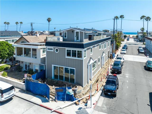 Newport Beach, CA 92661,825 West Bay Avenue