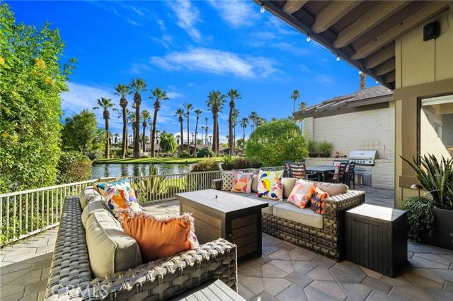 314 Appaloosa Way, Palm Desert, CA 92211