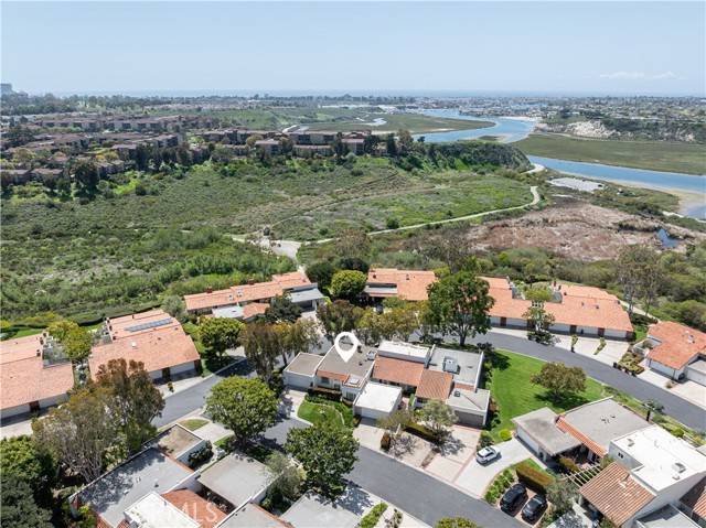 Newport Beach, CA 92660,2001 Baja