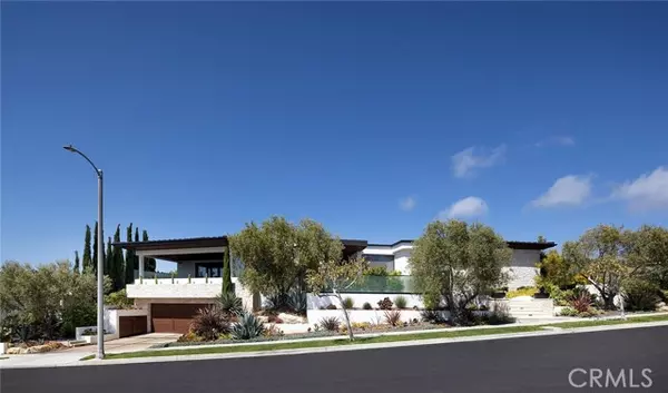 Corona Del Mar, CA 92625,4512 Roxbury Road