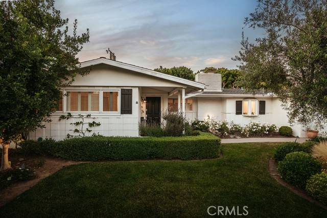 484 East 16th Street, Costa Mesa, CA 92627