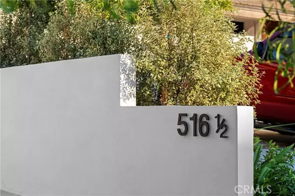 Corona Del Mar, CA 92625,516 Larkspur (Rear Home) Avenue