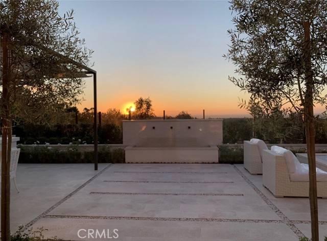 Newport Coast, CA 92657,5 Arbella