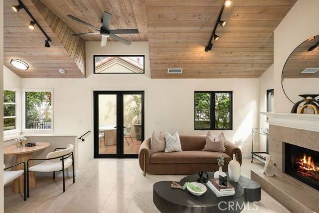 Corona Del Mar, CA 92625,441 Goldenrod Avenue