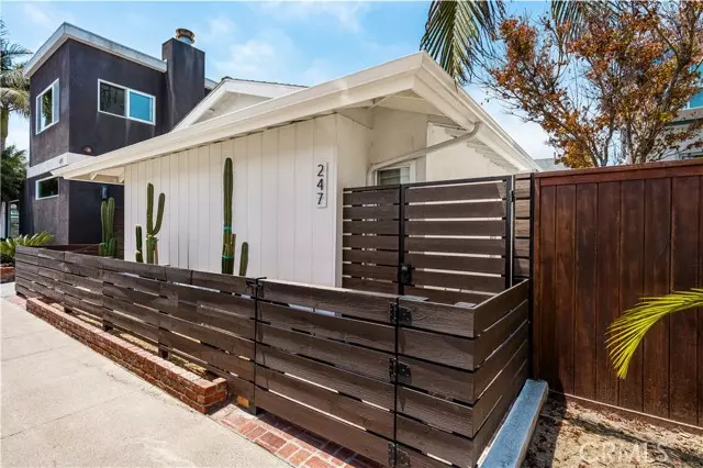 Newport Beach, CA 92663,247 Cedar Street